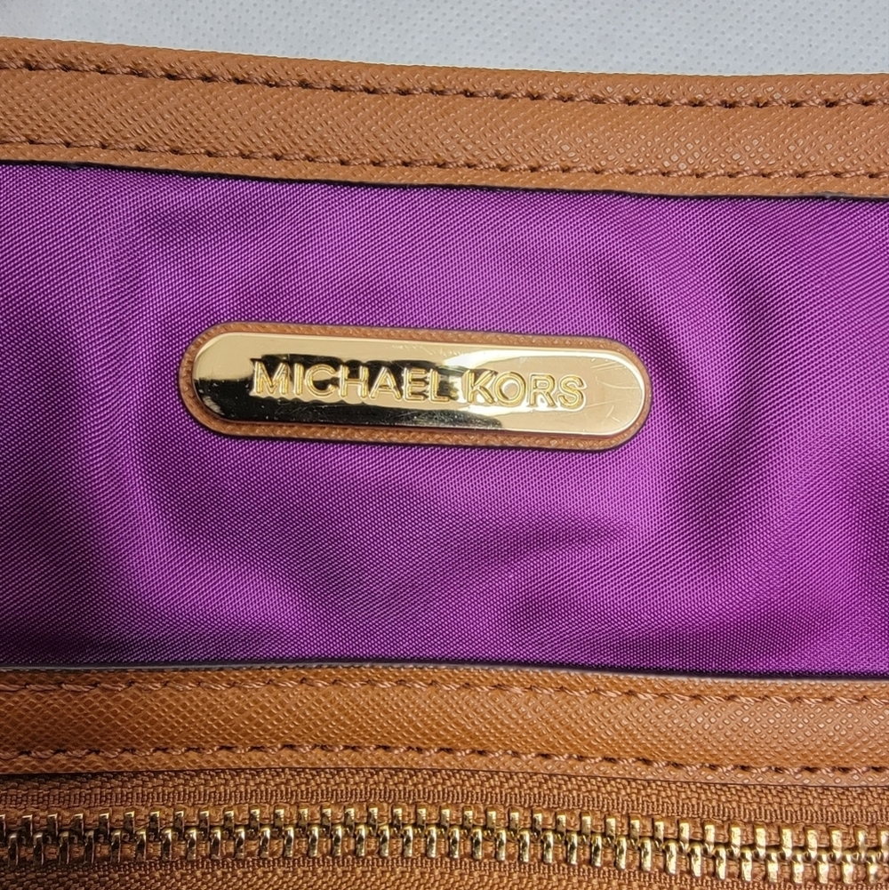 Michael Kors Kempton Burgundy/Tan Crossbody Shoulder Bag - Picture 13 of 16